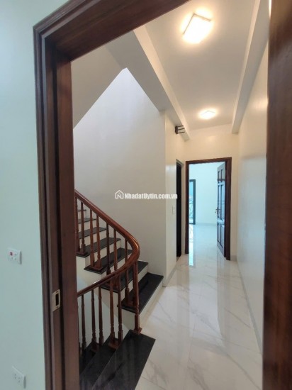 LÔ GÓC PHÒNG NÀO CŨNG CÓ CỬA SỔ - CÁCH Ô TÔ 30M - NHÀ MỚI ĐẸP Ở NGAY
