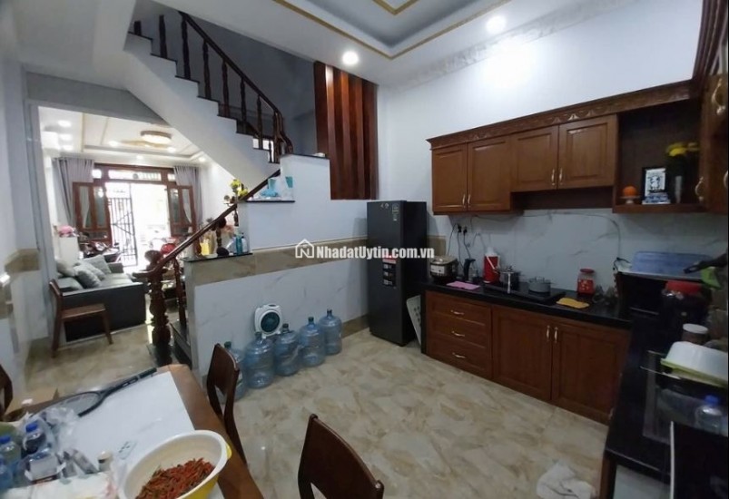 BÁN NHÀ ĐẸP - HẺM XE TẢI - 4X14M - 3 TẦNG KIÊN CỐ - THIẾT KẾ HIỆN ĐẠI - NHỈNH 4 TỶ