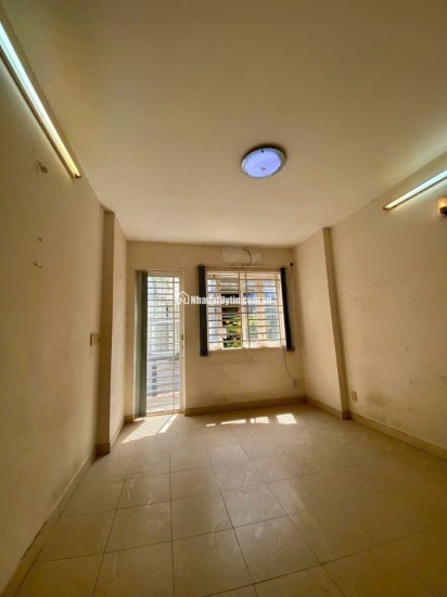 HẺM XE HƠI TỚI NHÀ - KẾ MẶT TIỀN LÊ HỒNG PHONG - 4 TẦNG KIÊN CỐ - VỊ TRÍ KINH DOANH SẦM UẤT