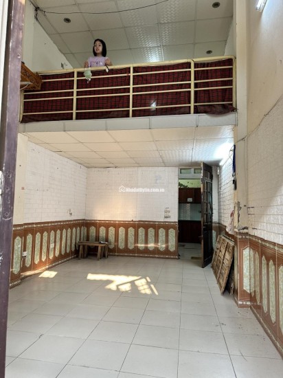 SIÊU PHẨM HIẾM - PHÂN LÔ QUÂN ĐỘI - Ô TÔ 7 CHỖ VÀO - SÁT KHU ĐÔ THỊ GOLDMART CITY
