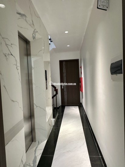 NGÕ TO NHƯ PHỐ - 4 LÀN Ô TÔ - VỈA HÈ ĐÁ BÓNG KINH DOANH SẦM UẤT - 6 TẦNG THANG MÁY - HỆ THỐNG ĐIỆN THÔNG MINH