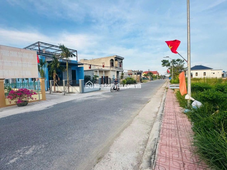 CHÍNH CHỦ CẦN BÁN GẤP 2  LÔ ĐẤT NỀN VEN BIỂN QUẤT LÂM,  SỔ ĐỎ TỪNG  LÔ, GIÁ HƠN 1 TỶ /LÔ
