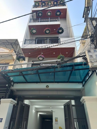 Chính chủ cho thuê nhà diện tích lên tới 290 m2, 3 tầng mới xây dc 6 tháng, oto tránh trước nhà, đỗ vào nhà oto 7 chỗ , giá 30tr/1 tháng