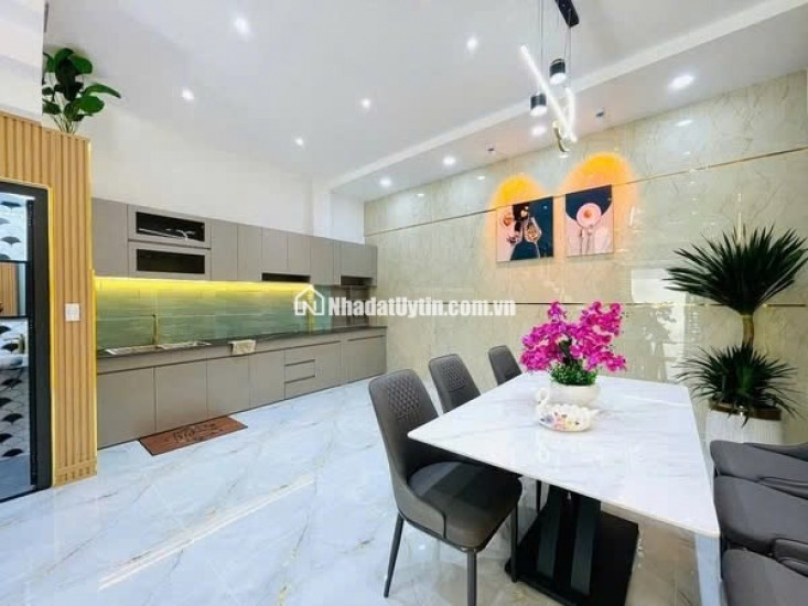 Nhà mới xây HXH vô ở ngay khu Lotte Mart Nguyễn Văn Lượng - Gò Vấp