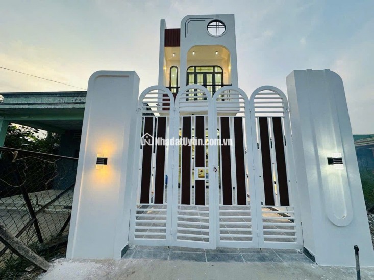 BÁN NHÀ 1 TRỆT 1 LẦU - KHU PHỐ KIM ĐỊNH, THỊ TRẤN CẦN GIUỘC, LONG AN CHỈ 2 TỶ 3