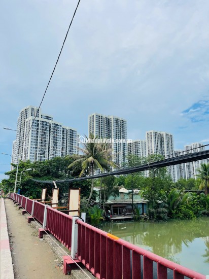 Chỉ 2,6 tỷ có nhà sổ sẵn 52m2 nằm cạnh Vinhomes Grand Park Quận 9.