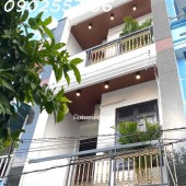 Bán nhà 2 tầng tại Quận 4 - 2PN, 1WC, pháp lý đầy đủ, giá chỉ 1,7 tỷ