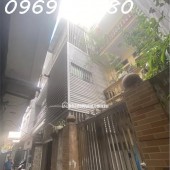 BÁN NHÀ NGUYỄN TRÃI 57 M 4T MT3,2M GIÁ NHỈNH 9 TỶ ! VÀI BƯỚC CHÂN RA ĐƯỜNG NGUYỄN TRÃI . CÒN THƯƠNG LƯỢNG