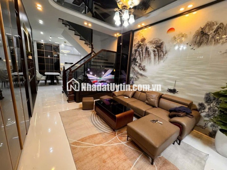 Vip Khương Đình 2 thoáng , ngõ thông, ô tô vào tận nhà,62m giá 17 tỷ