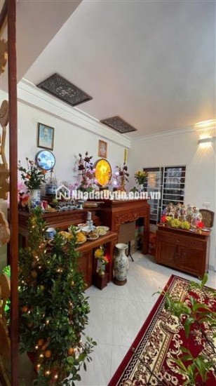 QUÁ ĐẸP LUÔN NHÀ CẠNH MẶT PHỐ MINH KHAI 30M2 5 TẦNG NHỈNH 8 TỶ