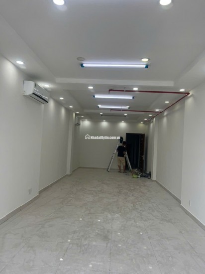 BÁN TOÀ NHÀ MẶT TIỀN – LÊ QUANG ĐỊNH, BÌNH THẠNH – 8 TẦNG, THANG MÁY