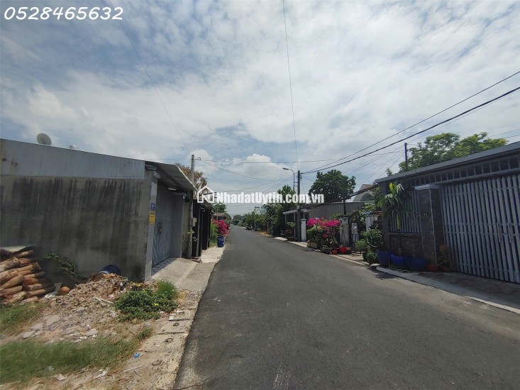 Ra nhanh lô đất biệt thự cực đẹp 1100m2 đường Tân Thông Hội 32x36m