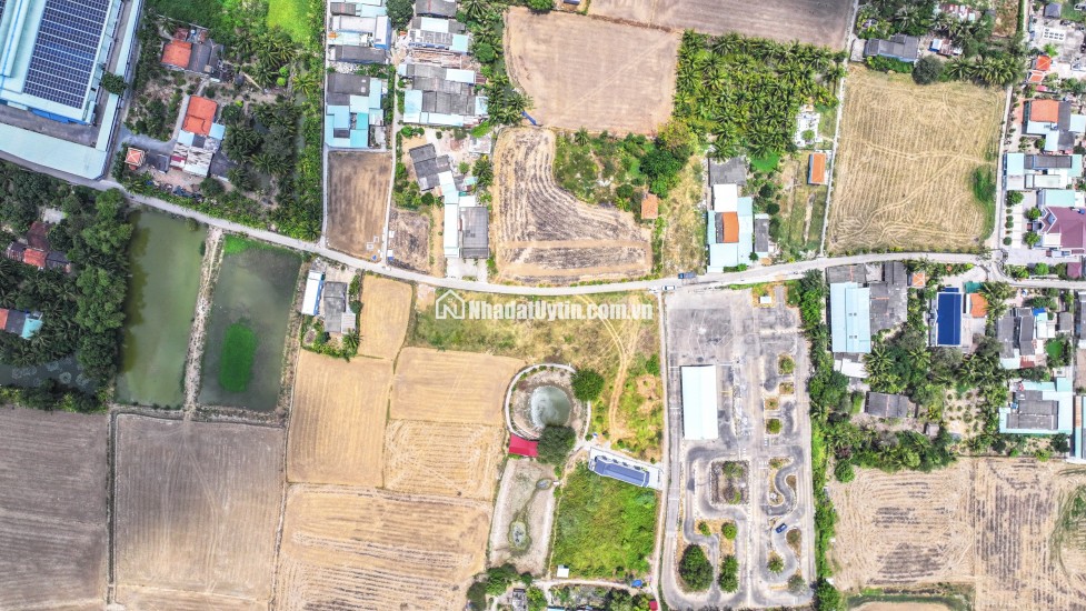 BÁN ĐẤT ĐẸP TRUNG TÂM THỊ TRẤN BẾN LỨC – LONG AN
