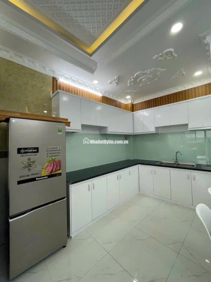 NHÀ SỔ RIÊNG - CÁCH MẶT TIỀN HUỲNH TẤN PHÁT 30M - 42M2 - 2 TẦNG - DƯỚI 4 TỶ