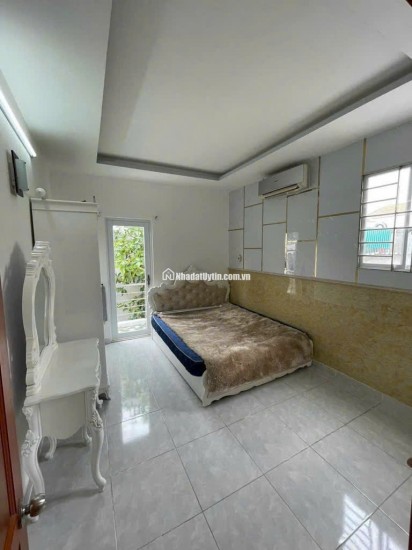 NHÀ SỔ RIÊNG - CÁCH MẶT TIỀN HUỲNH TẤN PHÁT 30M - 42M2 - 2 TẦNG - DƯỚI 4 TỶ