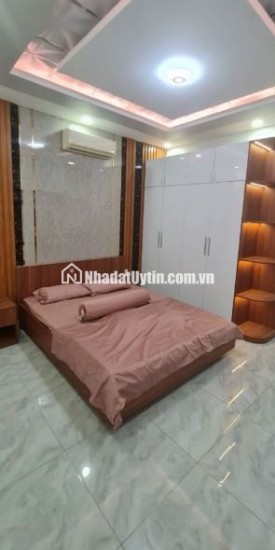 TÂN BÌNH - HẺM 7M - 67M2 - NHÀ MỚI ĐẸP DỌN VÀO Ở NGAY - NỘI THẤT CHÂU ÂU XỊN SÒ - 5 TẦNG BTCT- GIÁ NHĨNH 7 TỶ