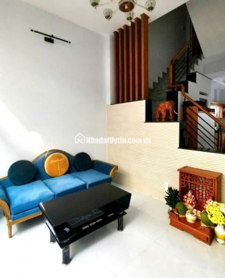 THỦ ĐỨC - TRUNG TÂM PHƯỜNG LINH CHIỂU - HẺM 7 CHỖ VÀO NHÀ -  4.01m x 15.4m - 4 TẦNG - NHỈNH 8 TỶ