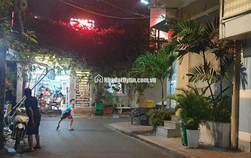 Cần bán HXH đường Nguyễn Xí, P.26, Q.Bình Thạnh, 7.5m x 17m, giá 17.5 tỷ