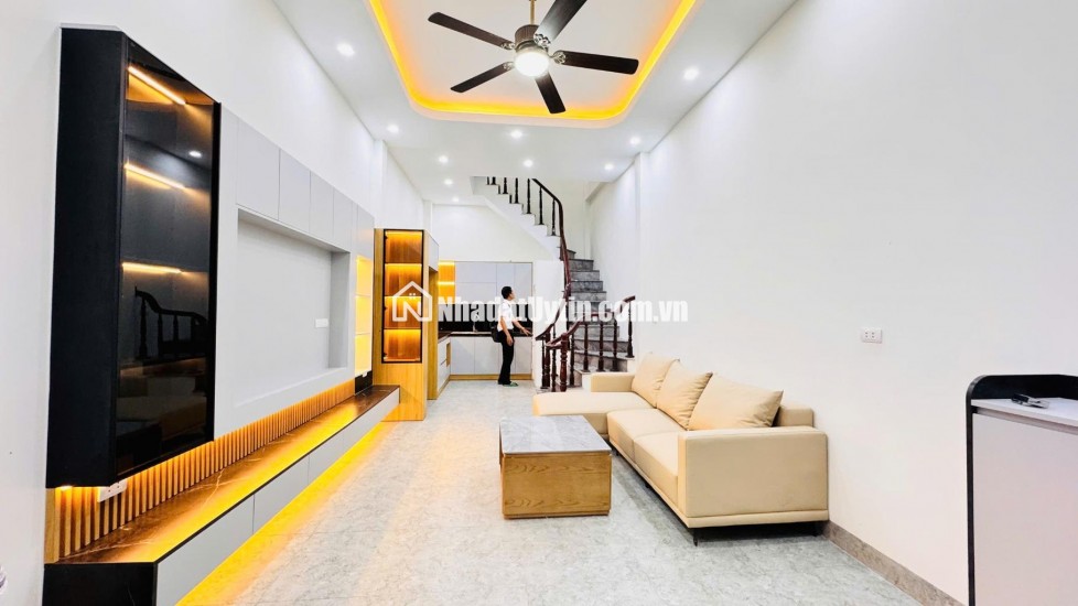 Bán nhà Khương Hạ, Thanh Xuân- Nhà dân xây đẹp lung linh- 3 bước ô tô tránh- 40m