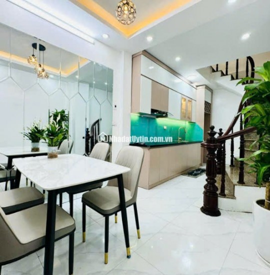 BÁN GẤP NHÀ HUỲNH TẤN PHÁT  - 3 TẦNG  - 49,5M2 - TẶNG FULL NỘI THẤT - 4TỶ5