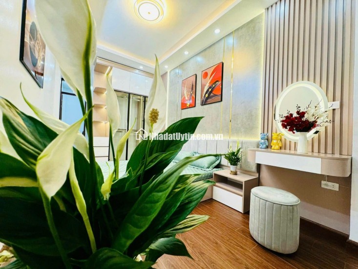 BÁN GẤP NHÀ HUỲNH TẤN PHÁT  - 3 TẦNG  - 49,5M2 - TẶNG FULL NỘI THẤT - 4TỶ5