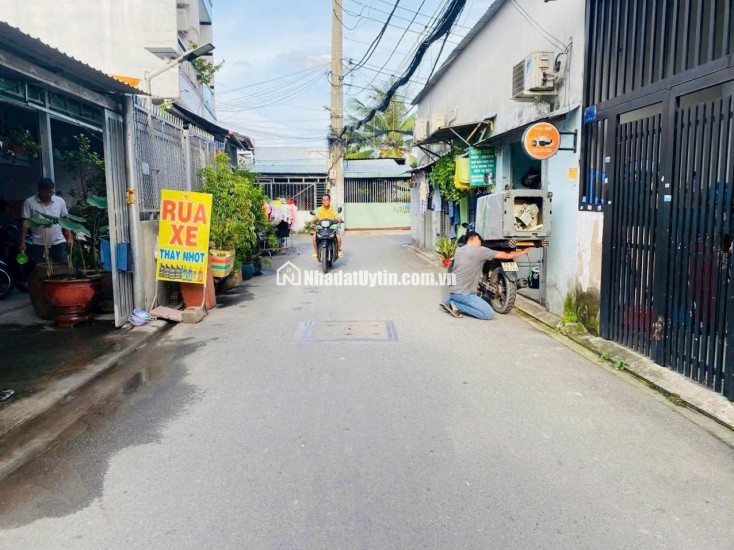 Bán nhà chính chủ 842/24/1 ngay ngã 4 Tên Lửa giao Tỉnh Lộ 10, P.BTĐ A, Q. Bình Tân
