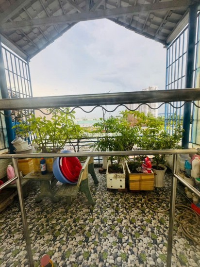 BÁN NHÀ ĐẸP 1/ - TRẦN ĐẠI NGHĨA - 42M2 (4X10.5M) - 3 TẦNG - 3PN - HẺM 3M - 4 TỶ.