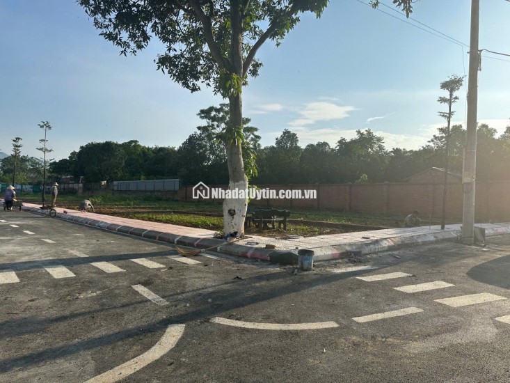 Chính chủ bán lô đất nền Hòa Lạc(khu đất nằm trong lõi của khu đô thị vệ tinh Hòa Lạc)