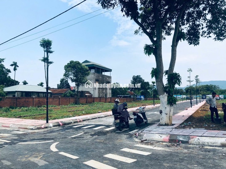 Chính chủ bán lô đất nền Hòa Lạc(khu đất nằm trong lõi của khu đô thị vệ tinh Hòa Lạc)