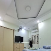 Nhà 4 x 13 - Lâm Văn Bền (Q7) - HXH - 4 Tầng - Giá 5.5 tỷ