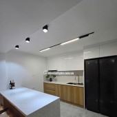 NGUYỄN TRÃI - THANH XUÂN - NHÀ LÔ GÓC – 42m2 - 5 TẦNG MẶT TIỀN KHỦNG 5.8M – Ô TÔ VÀO NHÀ