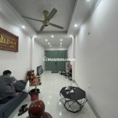 Bán Nhà 48m2 x 5 tầng tại phố Khương Đình, Thanh Xuân, 8,5 tỷ siêu hiếm