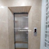 Nhà phố Hoàng Quốc Việt - 5 tầng BTCT có cả thang máy - full nội thất gỗ - chỉ với 9 tỷ