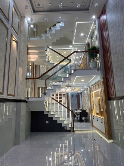 NHÀ TRUNG MỸ TÂY KHU PHÂN LÔ-ĐƯỜNG 8M LỀ 2M- 72M2- 5 TẦNG - NHỈNH 8 TỶ.