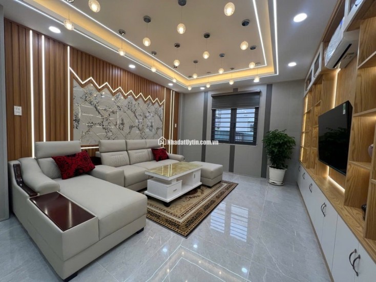 NHÀ TRUNG MỸ TÂY KHU PHÂN LÔ-ĐƯỜNG 8M LỀ 2M- 72M2- 5 TẦNG - NHỈNH 8 TỶ.