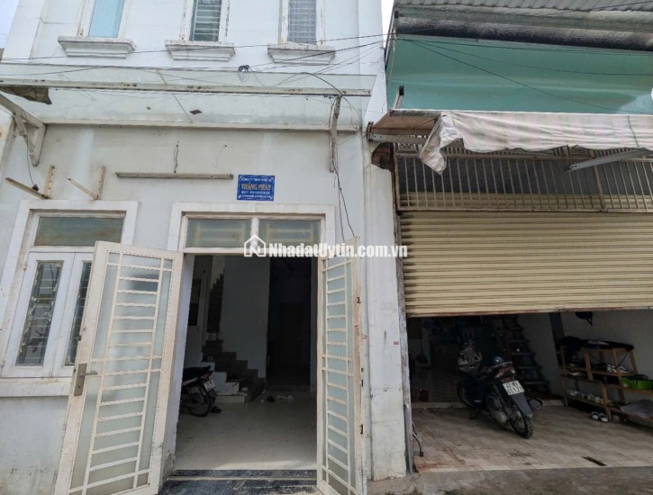 Bán gấp nhà ở! DT 97m2, 6PN, Hẻm 4m, Cách QL1a 150m, có thể vừa ở vừa cho thuê