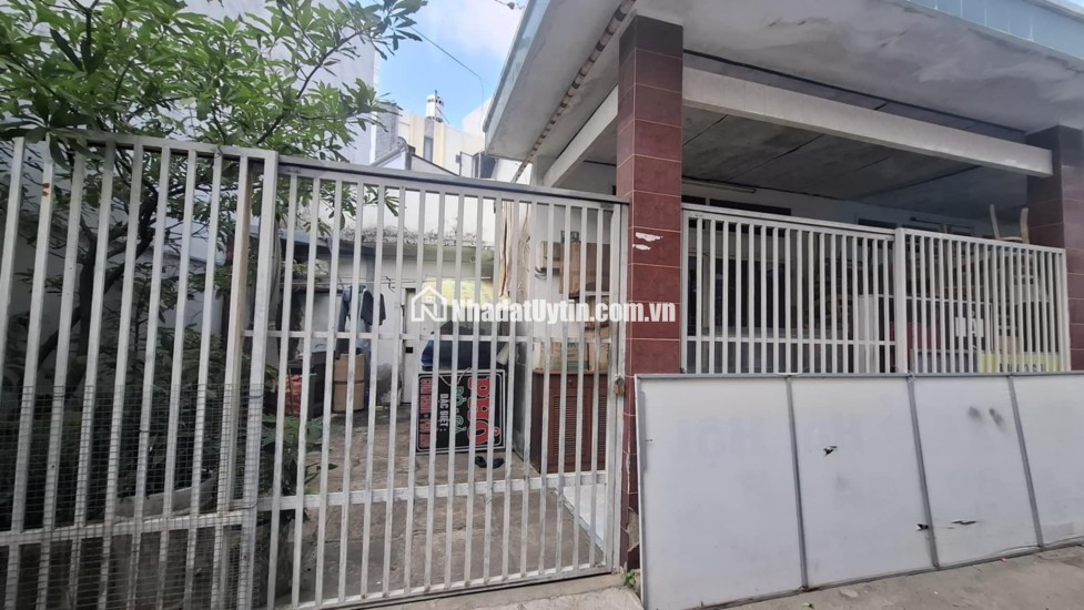 Nhà cấp 4 đường Lê Văn Thịnh, quận 2