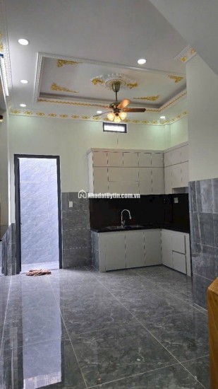 BÁN NHÀ PHỐ MỚI TINH THIẾT KẾ TÂN CỔ ĐIỂN - XE HƠI ĐẬU TRONG SÂN, ĐƯỜNG LÒ LU, P. TRƯỜNG THẠNH (Q9 CŨ )