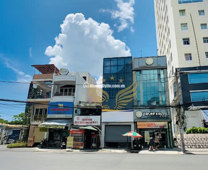 Bán nhà riêng, đang cho thuê 60tr/tháng (8 phòng + 1 mặt bằng)