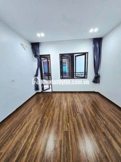 Bán nhà đẹp Dương Văn Bé – Full nội thất – Cách mặt phố chỉ 20m