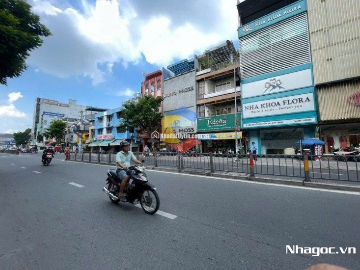 Bán nhà riêng, đang cho thuê 60tr/tháng (8 phòng + 1 mặt bằng)