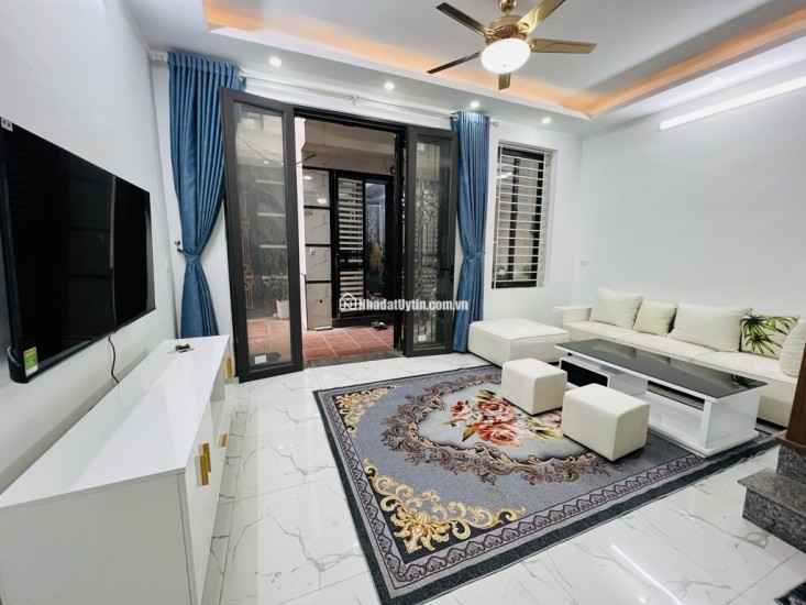Chính chủ nhờ bán gấp căn nhà lô góc thang máy ở Đa Sỹ giá nhỉnh 7 tỷ
