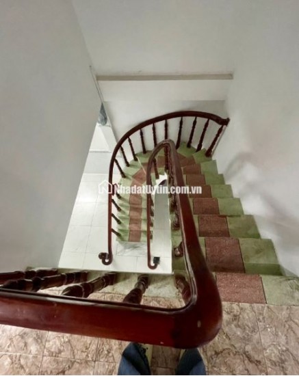 BÌNH TÂN - HẺM XE HƠI THÔNG - 3,54 x10 m - 3 TẦNG BTCT - NHỈNH 4 TỶ THƯƠNG LƯỢNG