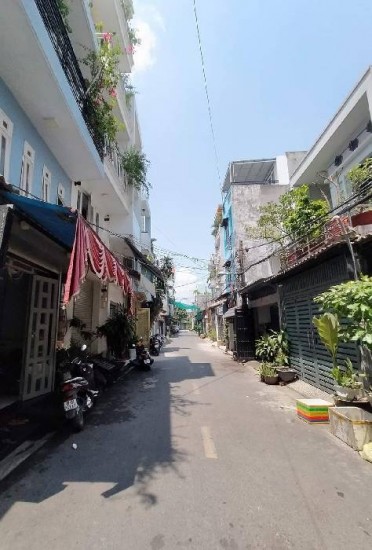TÂN KỲ TÂN QUÝ - TÂN PHÚ - 64M2 (4,6x14) 4 TẦNG - HẺM XE TẢI TRÁNH - GẦN MẶT TIỀN - NGANG 4,5M - NGAY TT THƯƠNG MẠI SIÊU THỊ AEON SẦM UẤT - 7,3 TỶ TL