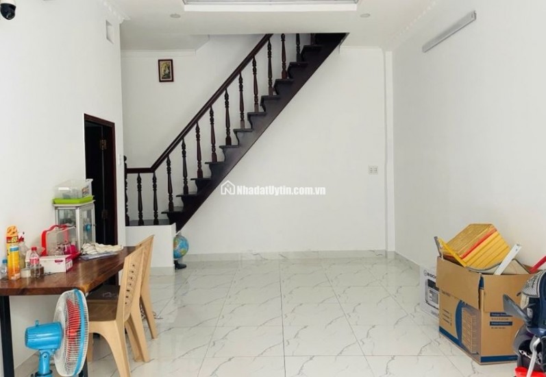 TÂN BÌNH - HẺM XE HƠI 1TRỤC THẲNG - SÁT BÊN MẶT TIỀN – NHÀ MỚI Ở NGAY – TẶNG FULL NỘI THẤT - 4.9 TỶ TL