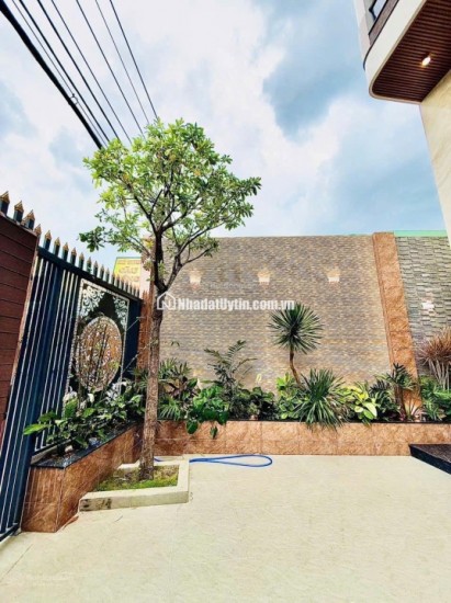 Bán nhà mặt tiền đẹp Gò Vấp 7x17m thang máy full nội thất cao cấp ở lâu dài, Toà nhà đẹp tiện làm CHDV