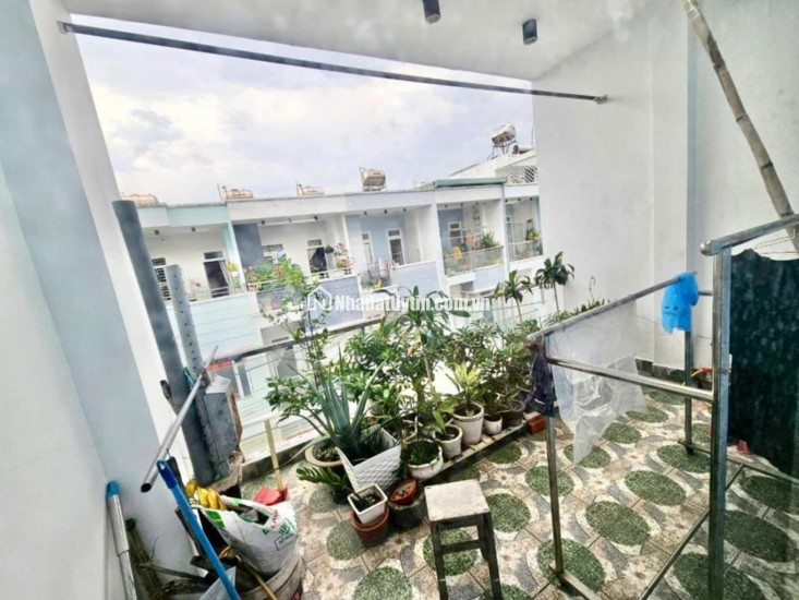 Phong chuyên nhà phố giá rẻ TPHCM