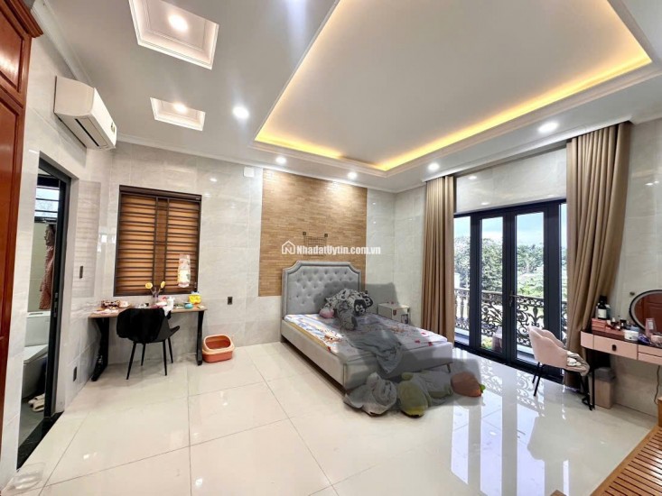 BIỆT THỰ SÂN VƯỜN ĐẸP SIÊU PHẨM – SÁT TT THỦ ĐỨC-373M2 -15X25 CHỈ 14 TỶ(TL)