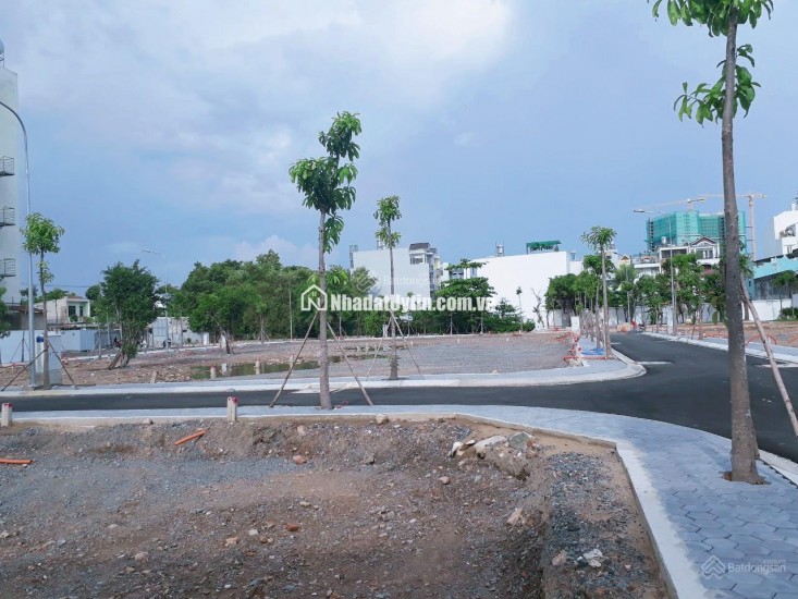 chơn thành ngay tthc 1ty2/200m2 hàng hiếm , 10m ngang