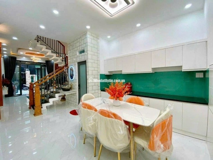  CẦN BÁN GẤP – NHÀ 2 LẦU TRUNG TÂM TP. THỦ DẦU MỘT – GIÁ CHỈ 3.35 TỶ